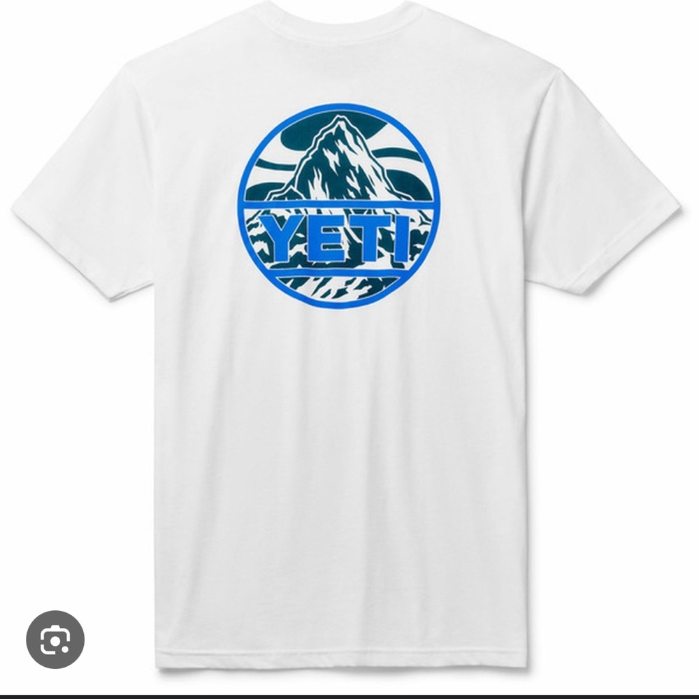 Yeti Mountain badge t shirt